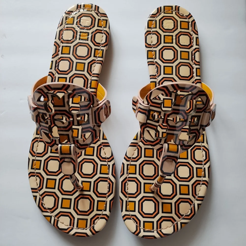 Tory Burch Miller Printed Patent Leather Sandals Ballet Pink Octagon Square Sz 8 - Picture 2 of 16